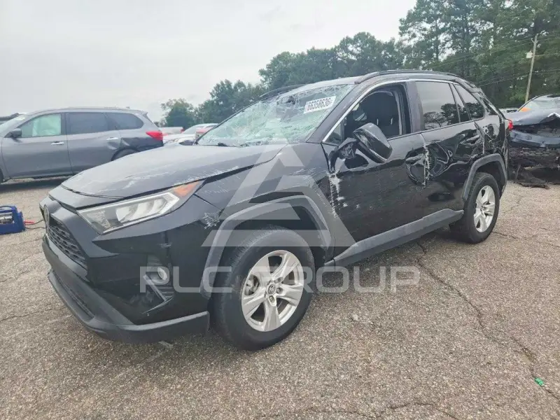 2021 Toyota RAV4 photo