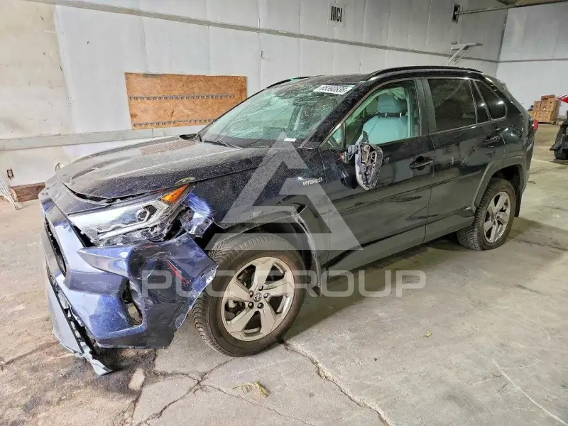 2021 Toyota RAV4 фото