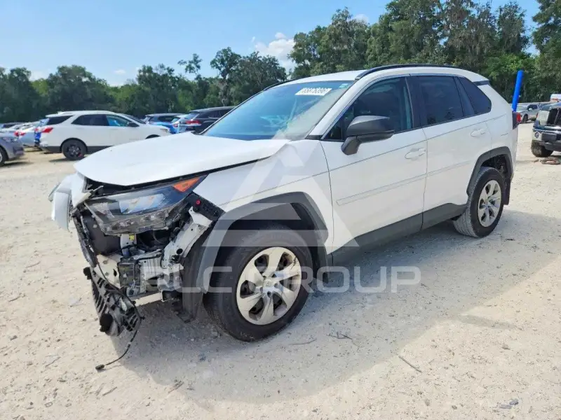 2021 Toyota RAV4 фото