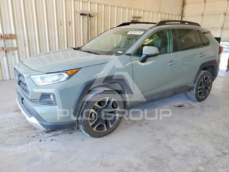 2021 Toyota RAV4 photo