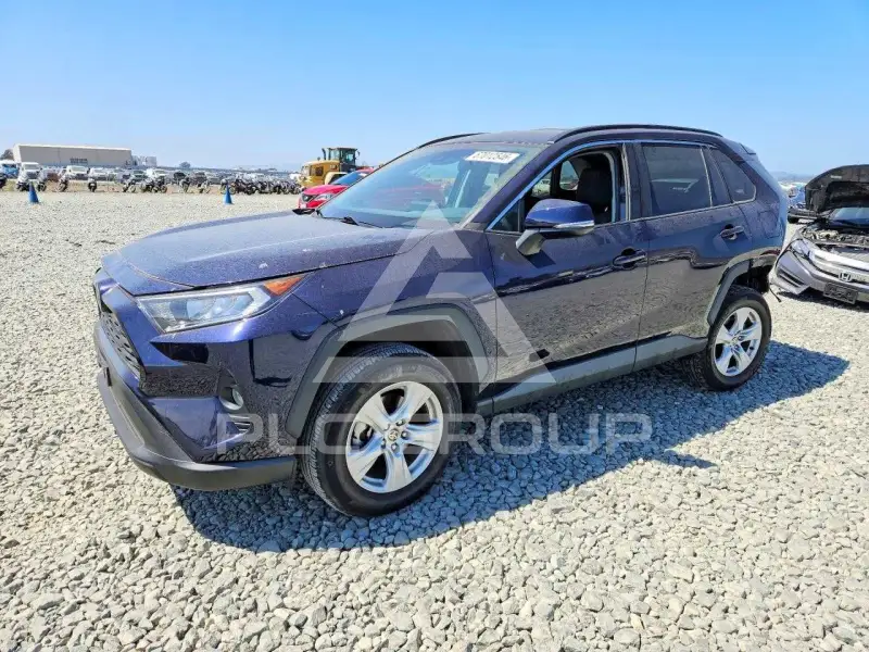 2021 Toyota RAV4 фото