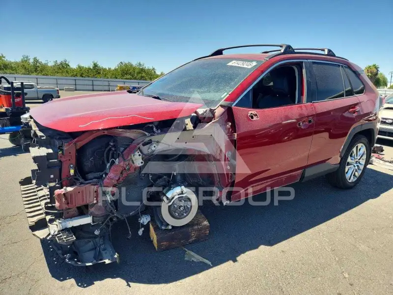 2021 Toyota RAV4 фото