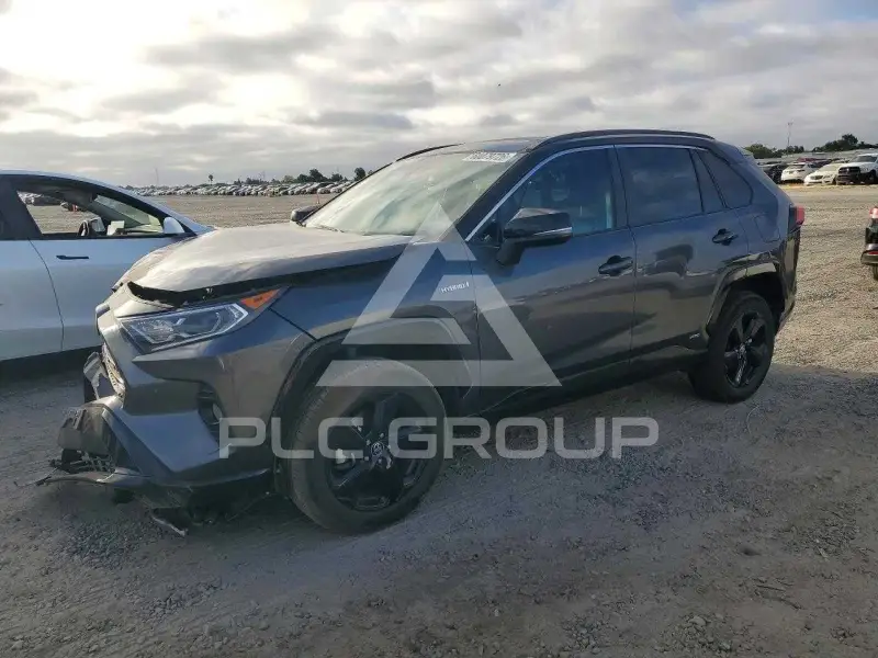 2021 Toyota RAV4 фото