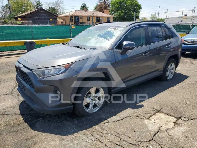 2021 Toyota RAV4 фото