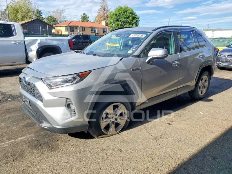 2021 Toyota RAV4 фото