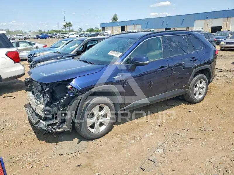 2021 Toyota RAV4 фото