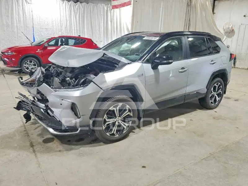 2021 Toyota RAV4 фото