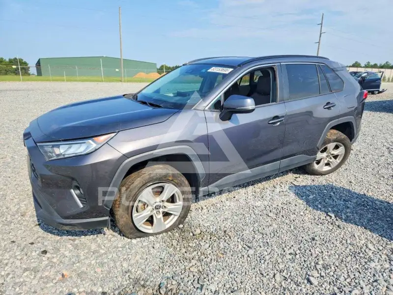 2021 Toyota RAV4 фото