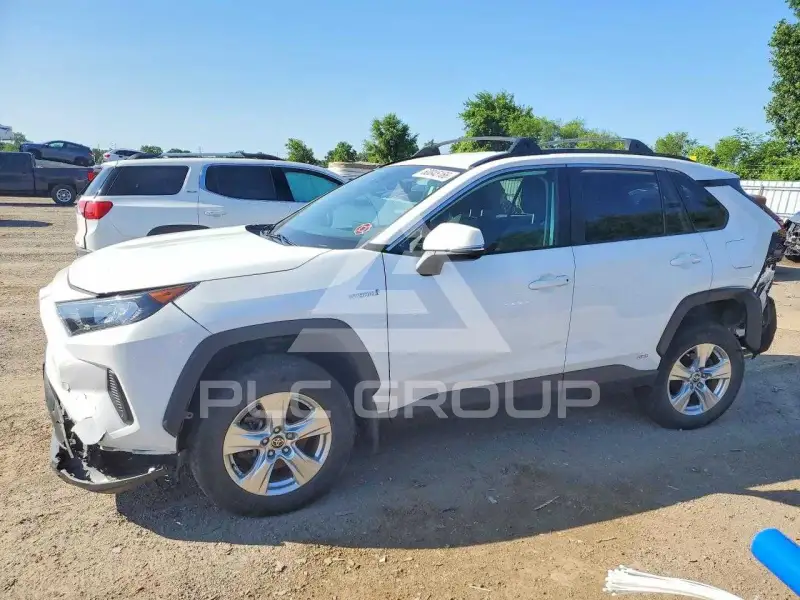 2021 Toyota RAV4 фото