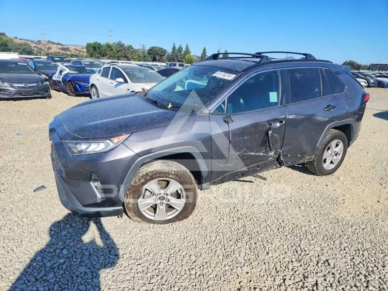 2021 Toyota RAV4 photo