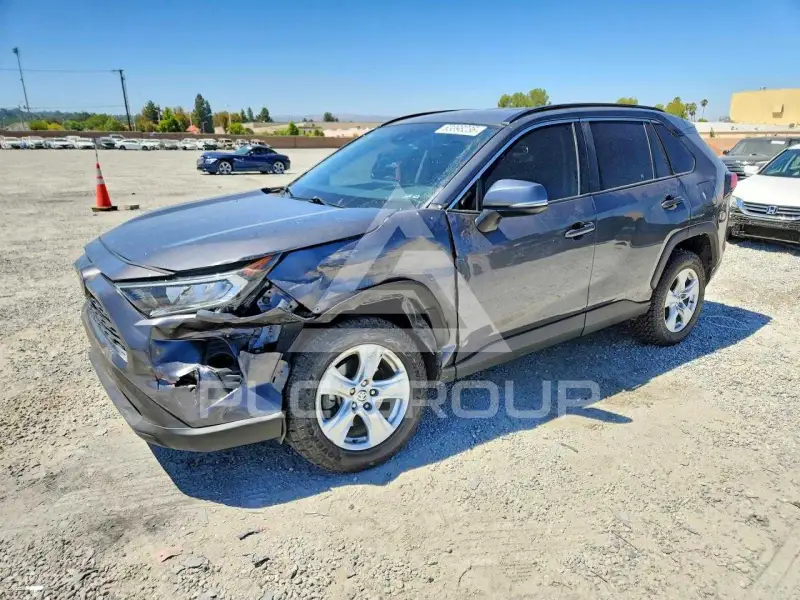2021 Toyota RAV4 photo