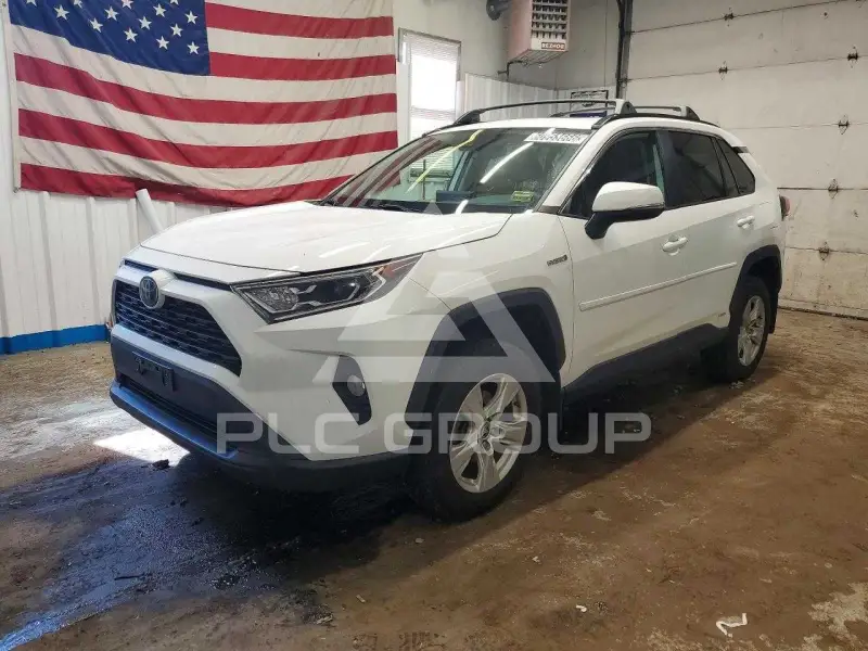 2021 Toyota RAV4 фото