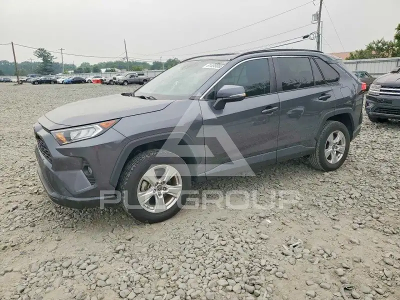 2021 Toyota RAV4 фото