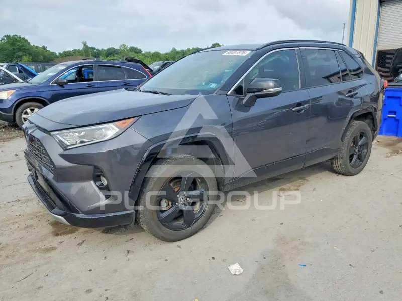 2021 Toyota RAV4 фото