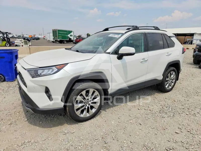 2021 Toyota RAV4 photo