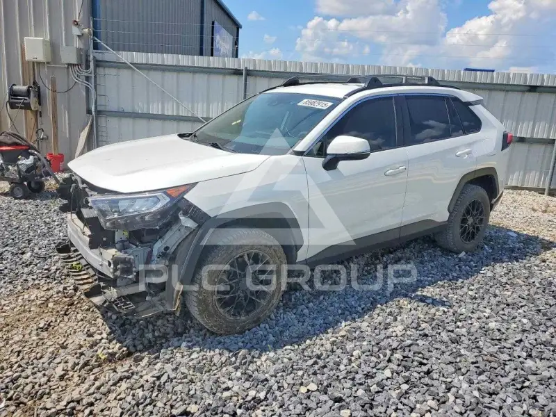 2021 Toyota RAV4 фото