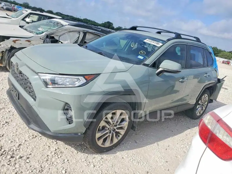 2021 Toyota RAV4 photo