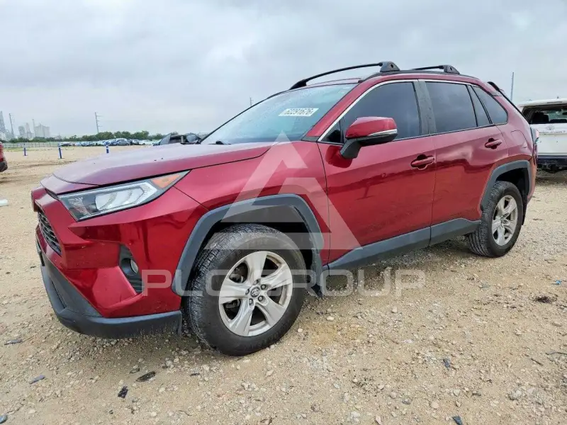 2021 Toyota RAV4 фото