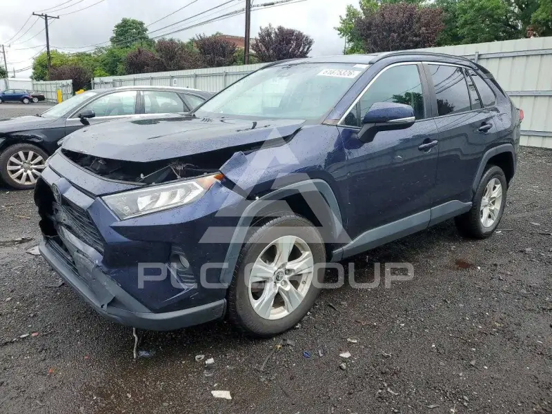 2021 Toyota RAV4 фото