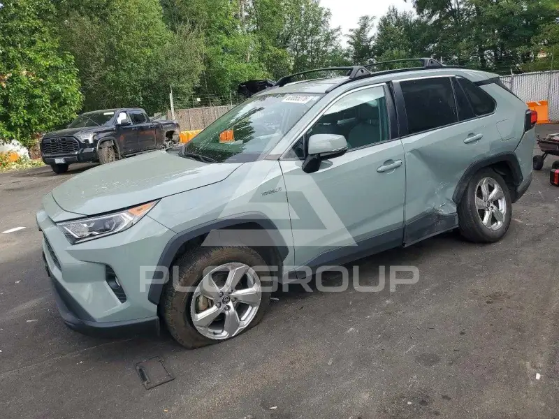 2021 Toyota RAV4 фото