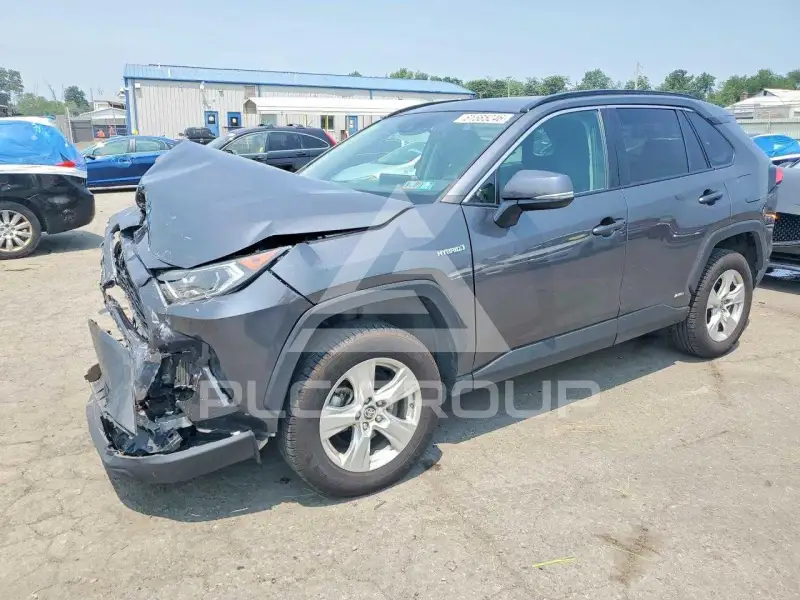 2021 Toyota RAV4 фото