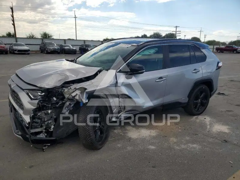 2021 Toyota RAV4 фото