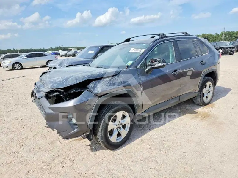 2021 Toyota RAV4 фото