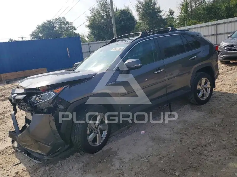 2021 Toyota RAV4 фото