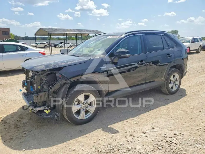 2021 Toyota RAV4 фото