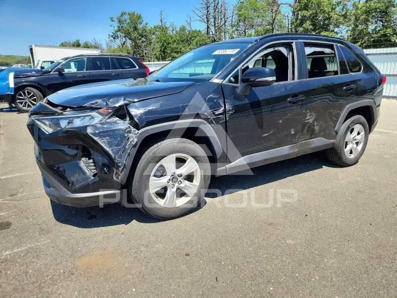 2021 Toyota RAV4 photo