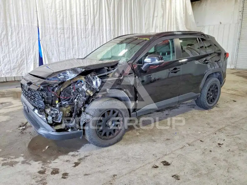 2021 Toyota RAV4 photo