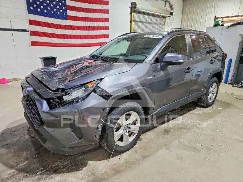 2021 Toyota RAV4 фото