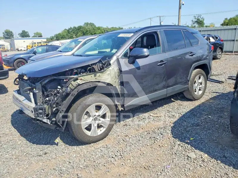2021 Toyota RAV4 фото