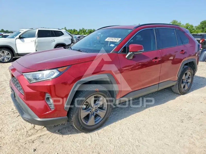 2021 Toyota RAV4 фото