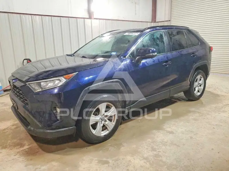 2021 Toyota RAV4 фото