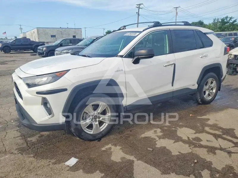 2021 Toyota RAV4 фото
