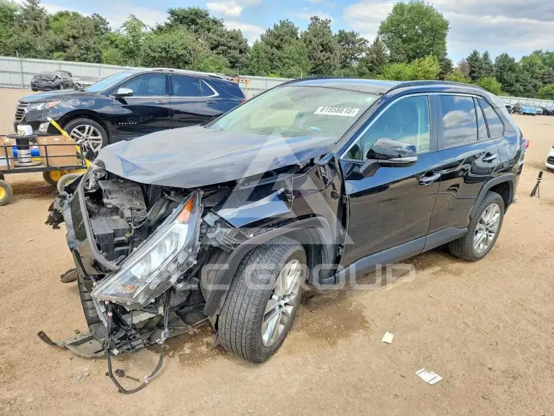 2021 Toyota RAV4 photo