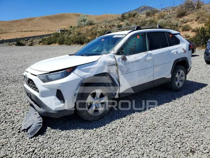2021 Toyota RAV4 фото