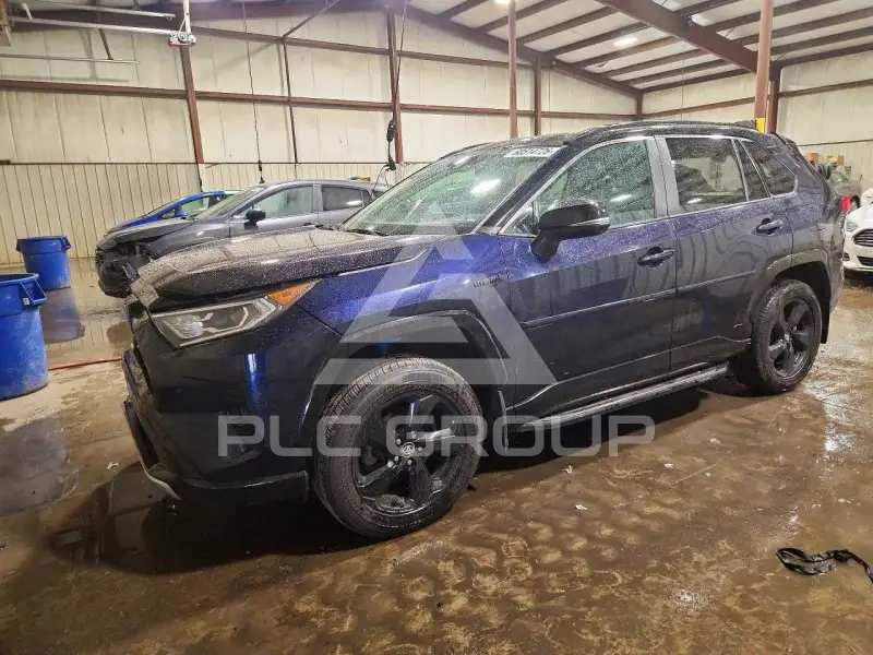 2021 Toyota RAV4 фото