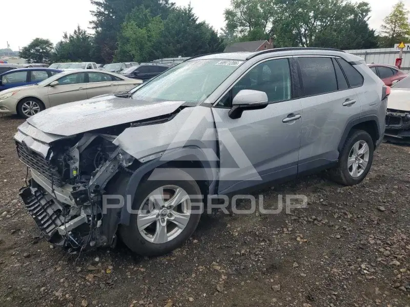 2021 Toyota RAV4 photo