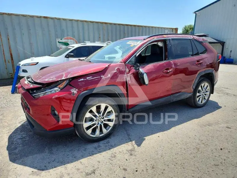 2021 Toyota RAV4 фото