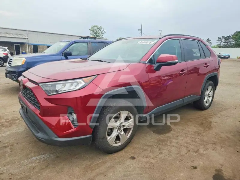 2021 Toyota RAV4 фото