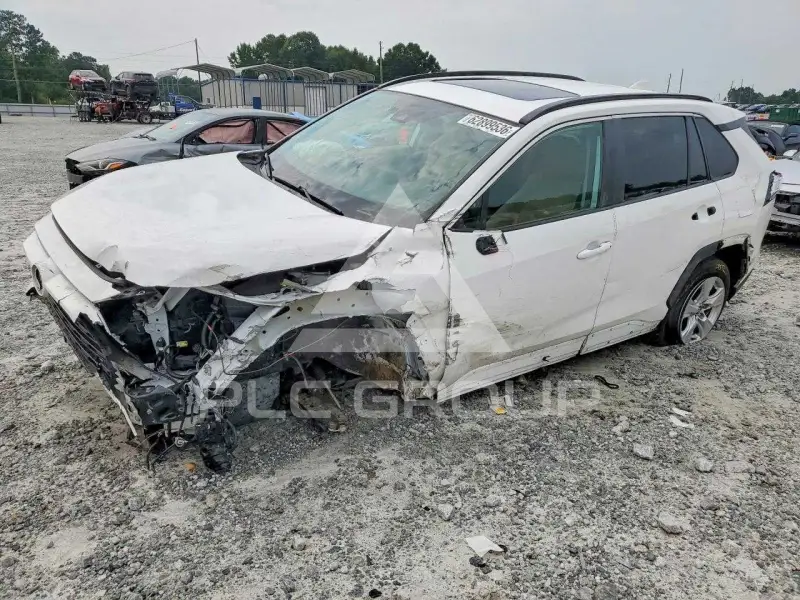 2021 Toyota RAV4 photo