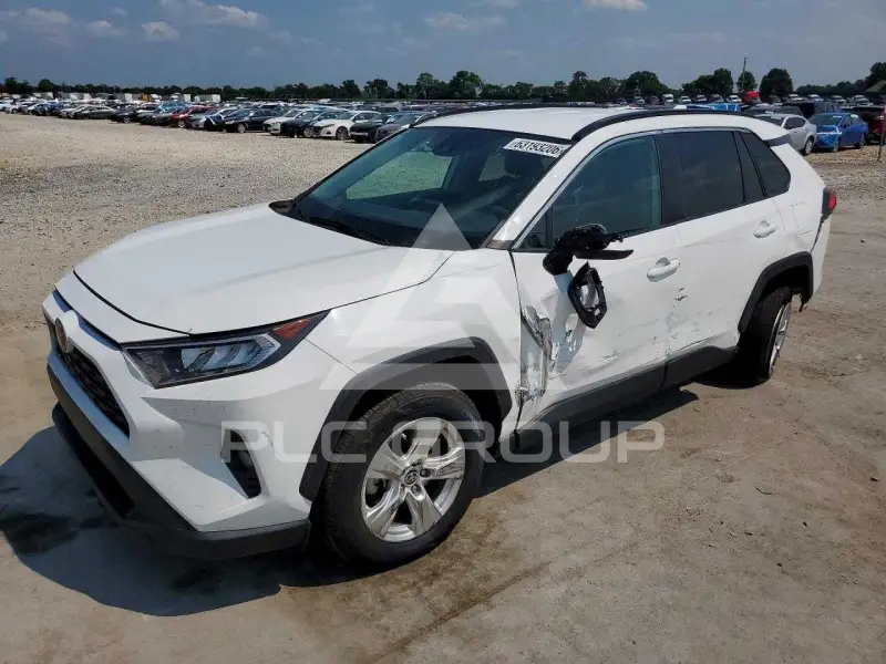 2021 Toyota RAV4 photo