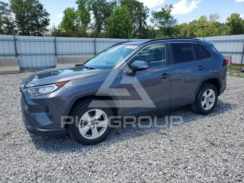 2021 Toyota RAV4 фото
