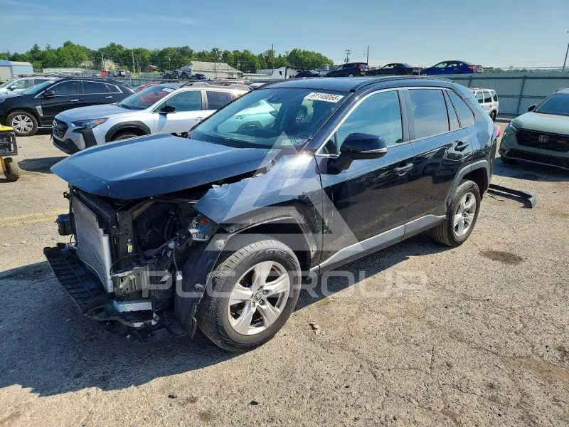 2021 Toyota RAV4 фото