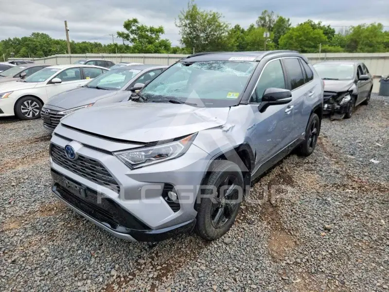 2021 Toyota RAV4 фото