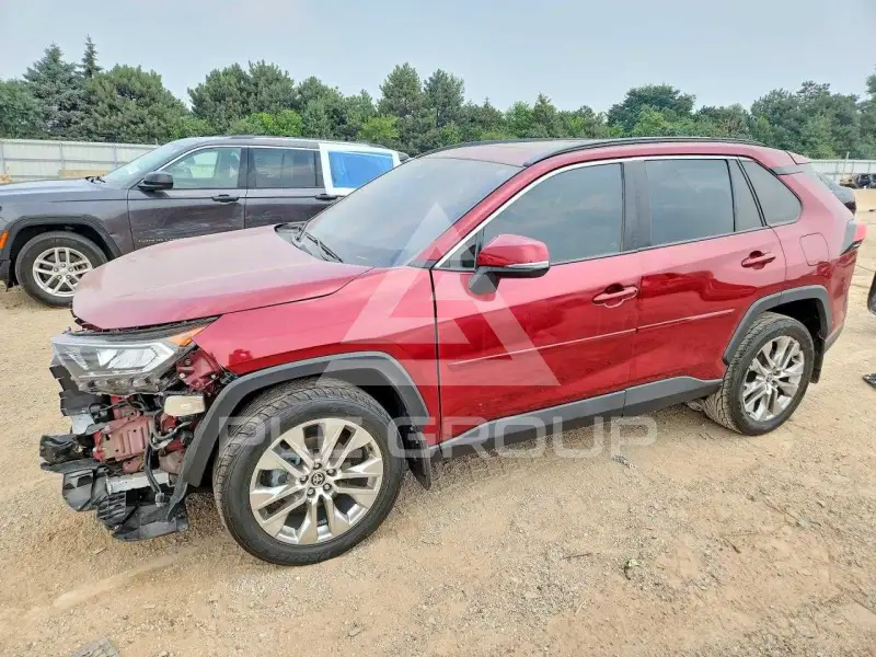 2021 Toyota RAV4 фото