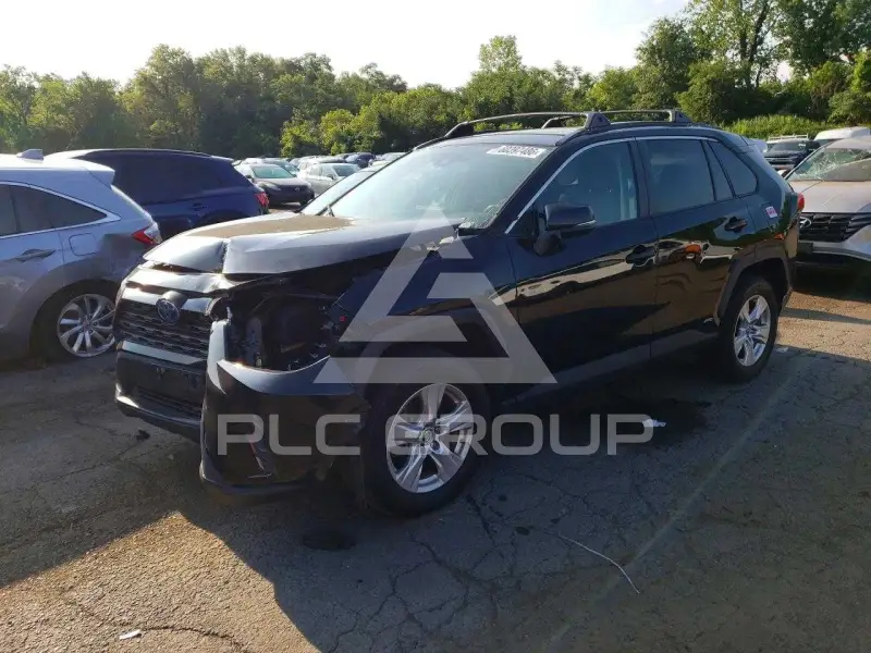 2021 Toyota RAV4 фото