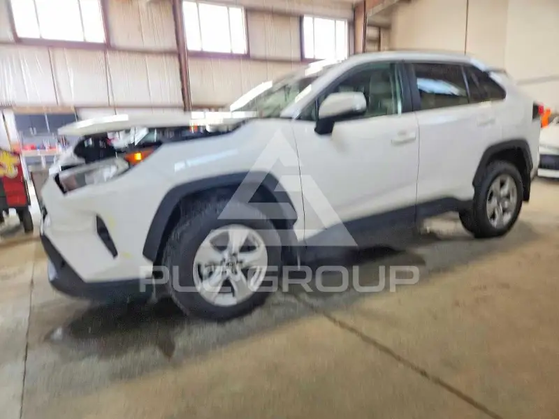 2021 Toyota RAV4 photo